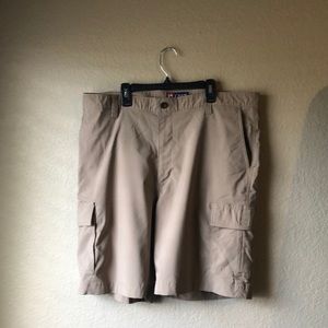 Chaps Tan khaki straight Leg Shorts Men’s Size 38